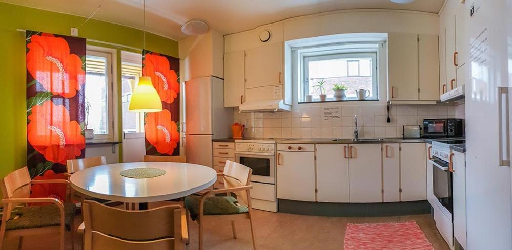 Svefi Vandrarhem - Hostel ハパランダ エクステリア 写真