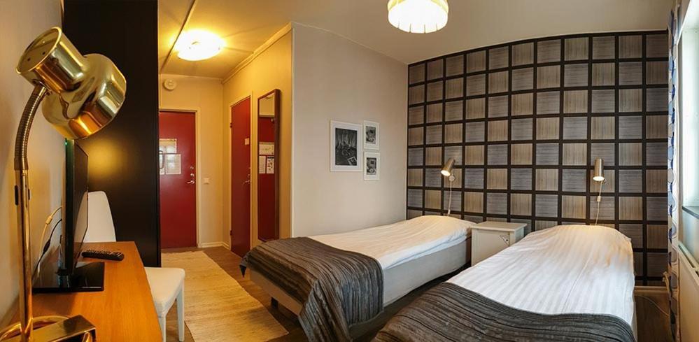 Svefi Vandrarhem - Hostel ハパランダ エクステリア 写真