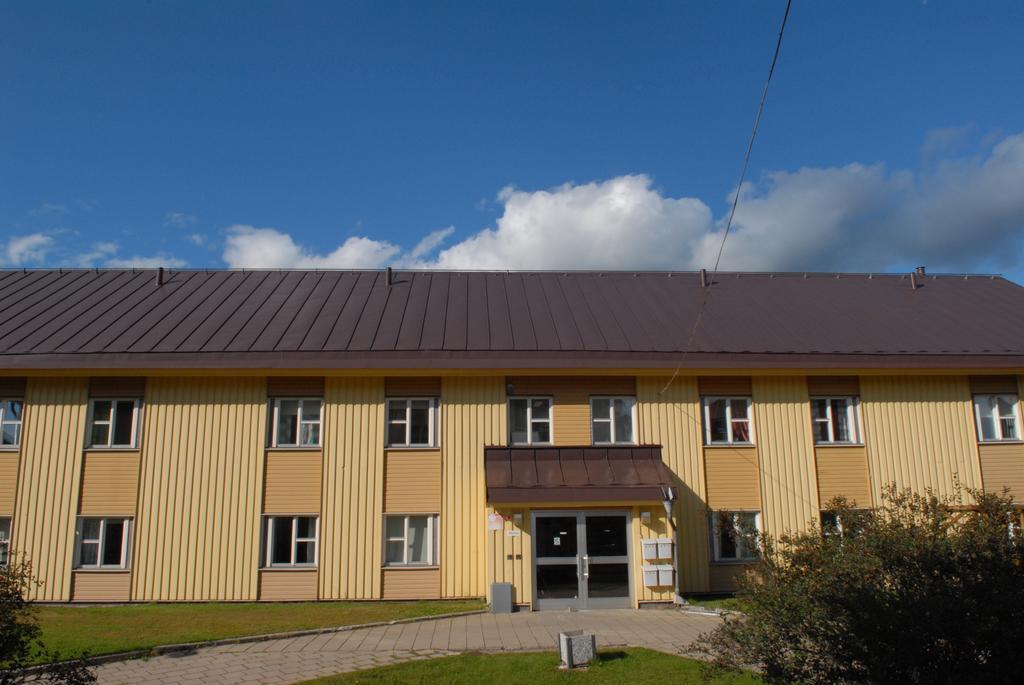 Svefi Vandrarhem - Hostel ハパランダ エクステリア 写真