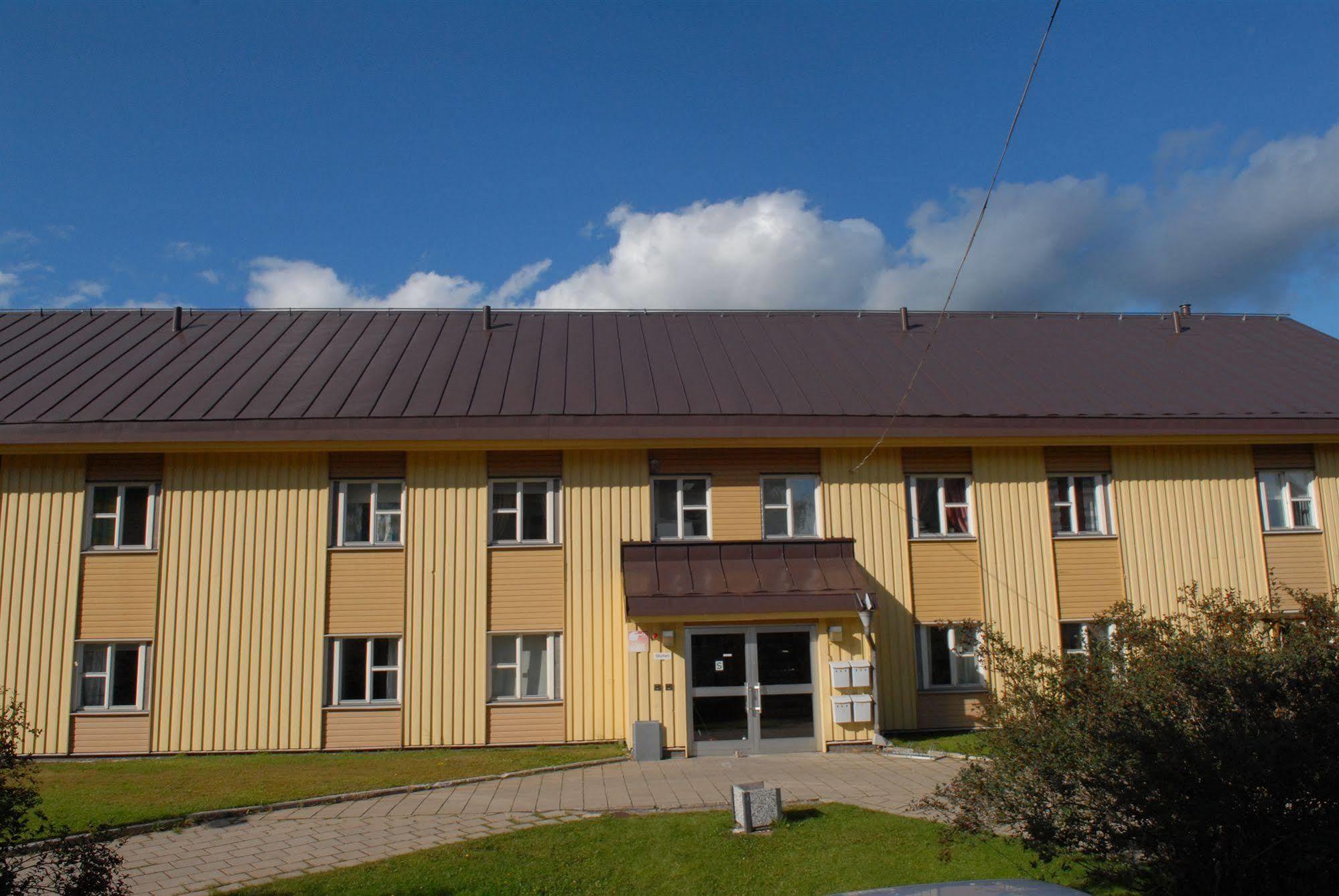 Svefi Vandrarhem - Hostel ハパランダ エクステリア 写真