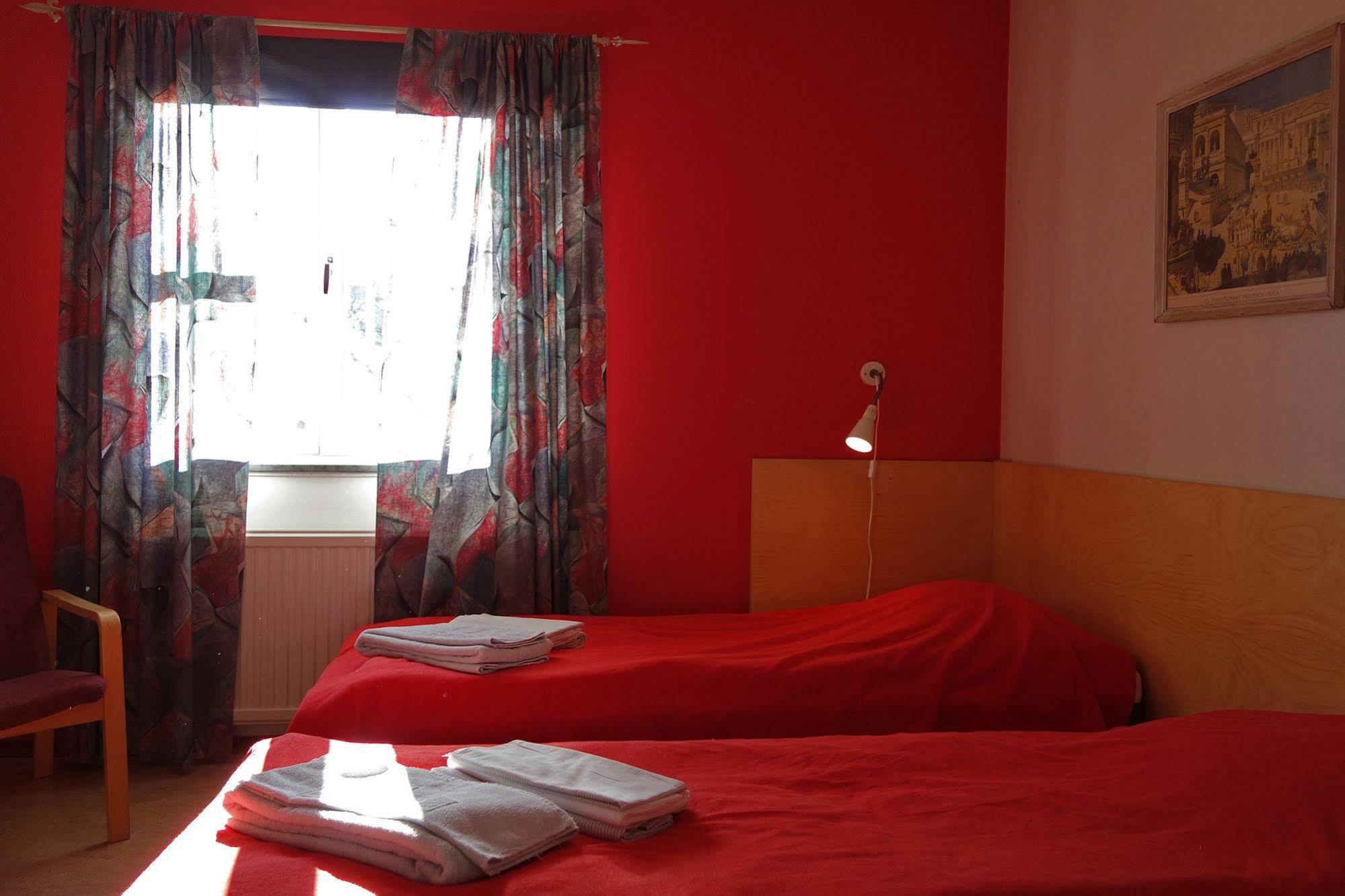 Svefi Vandrarhem - Hostel ハパランダ エクステリア 写真